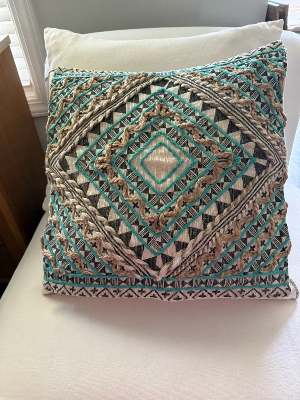 New! SURYA Kazinga Decorative Pillow 20x20